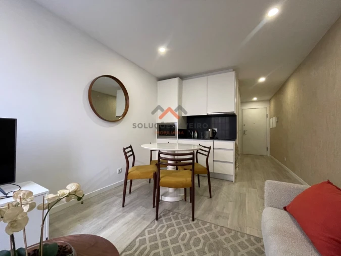 Apartamento T1 para Venda em Glória e Vera Cruz Foto 3