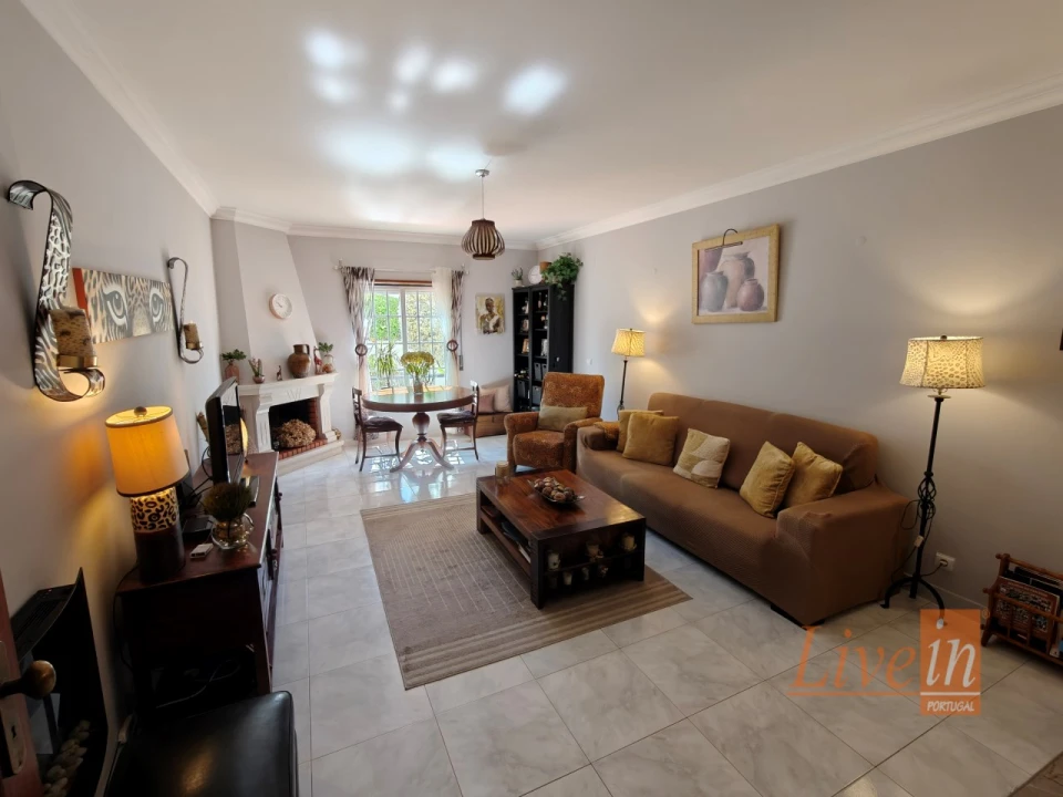 Apartamento T1 para Venda em Ericeira Foto 2