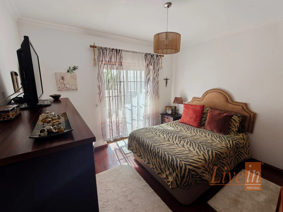 Apartamento T1 para Venda em Ericeira Foto 6