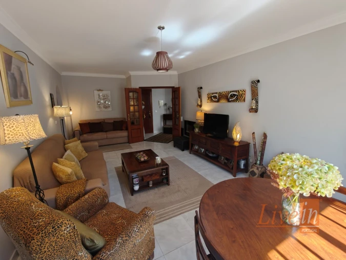 Apartamento T1 para Venda em Ericeira Foto 3