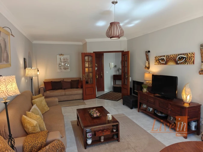 Apartamento T1 para Venda em Ericeira Foto 4