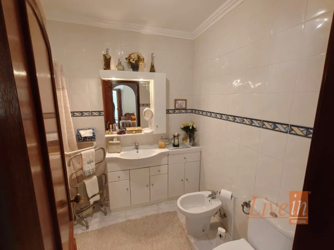 Apartamento T1 para Venda em Ericeira Foto 8