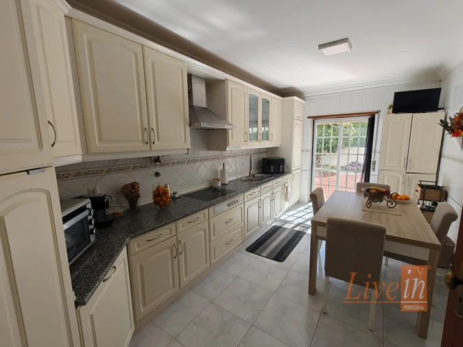 Apartamento T1 para Venda em Ericeira Foto 12