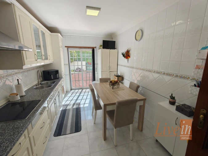 Apartamento T1 para Venda em Ericeira Foto 13