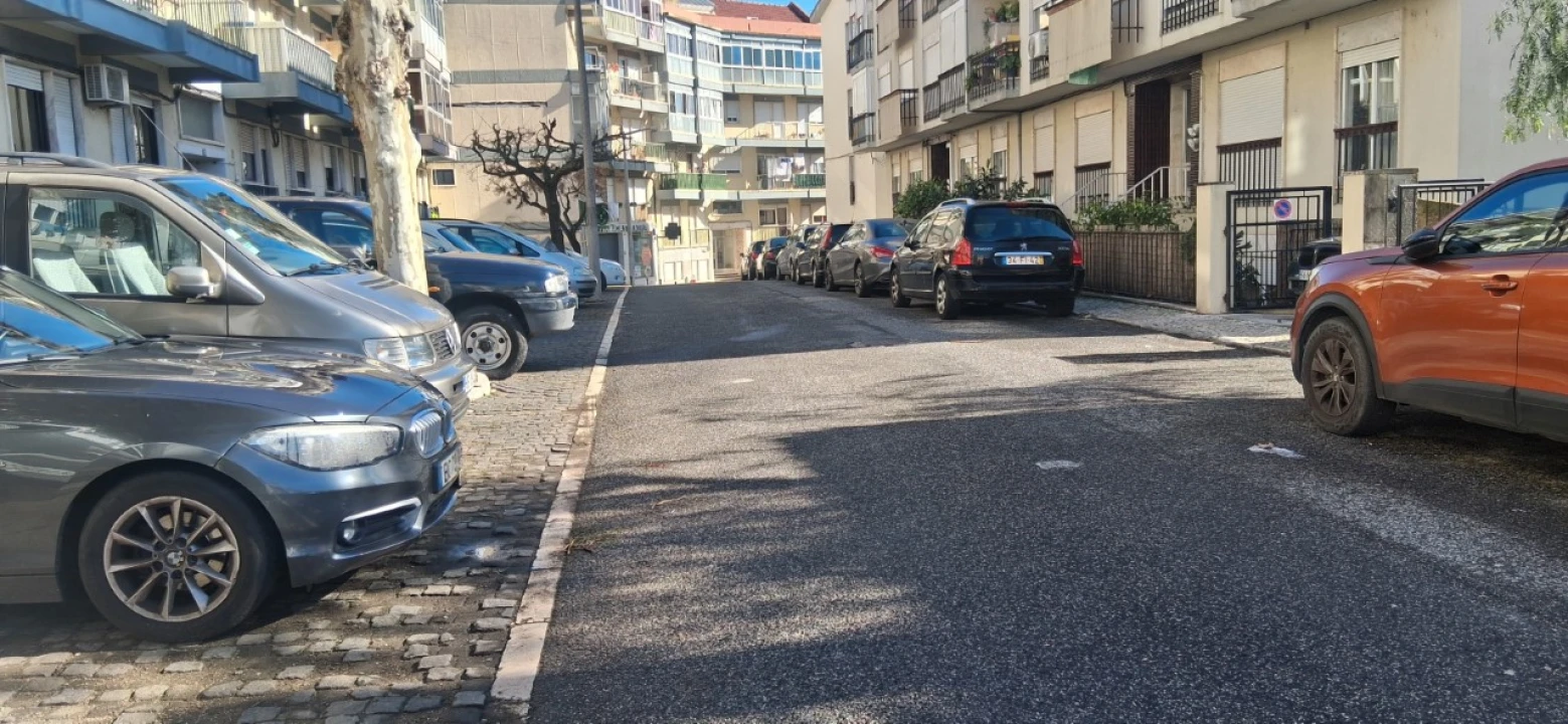 Apartamento T3 para Venda em Póvoa de Santo Adrião e Olival Basto Foto 22