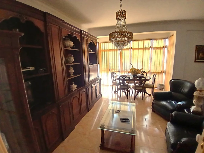 Apartamento T3 para Venda em Póvoa de Santo Adrião e Olival Basto Foto 7