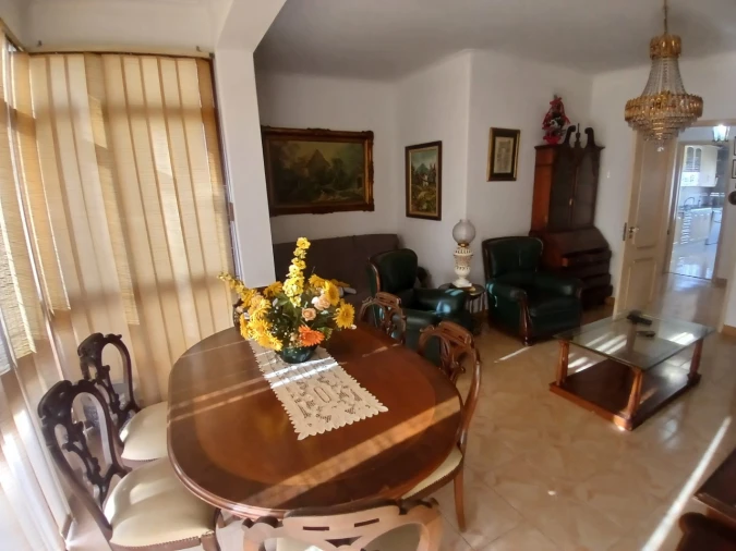 Apartamento T3 para Venda em Póvoa de Santo Adrião e Olival Basto Foto 9