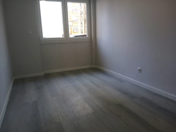 Apartamento T2 para Venda em Benfica Foto 13