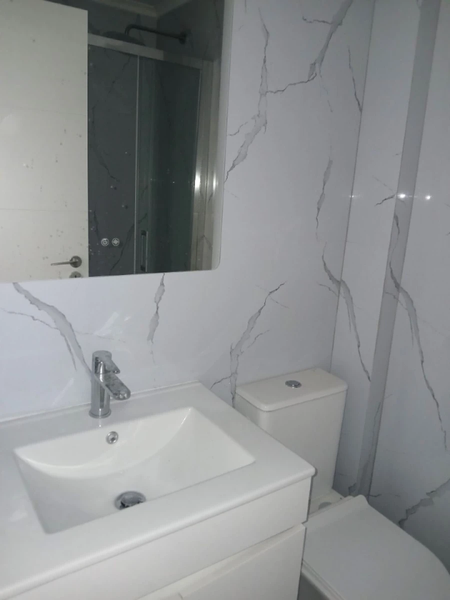 Apartamento T2 para Venda em Benfica Foto 14