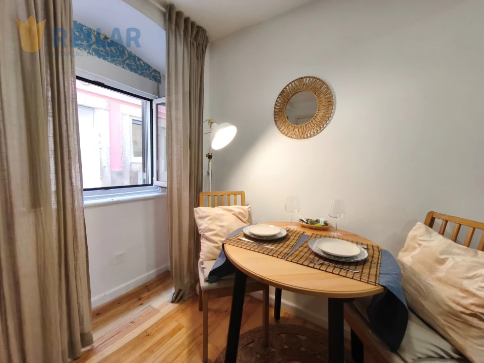 Apartamento para Venda em Santa Maria Maior Foto 1