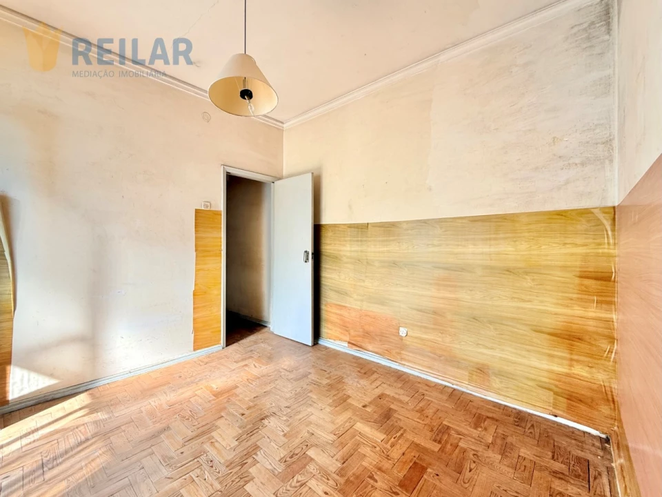 Apartamento T3 para Venda em Agualva e Mira-Sintra Foto 14