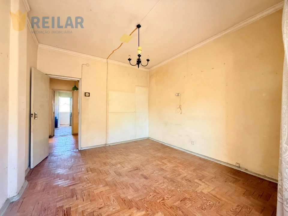 Apartamento T3 para Venda em Agualva e Mira-Sintra Foto 11