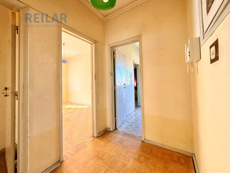 Apartamento T3 para Venda em Agualva e Mira-Sintra Foto 29