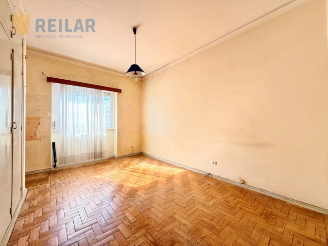 Apartamento T3 para Venda em Agualva e Mira-Sintra Foto 7