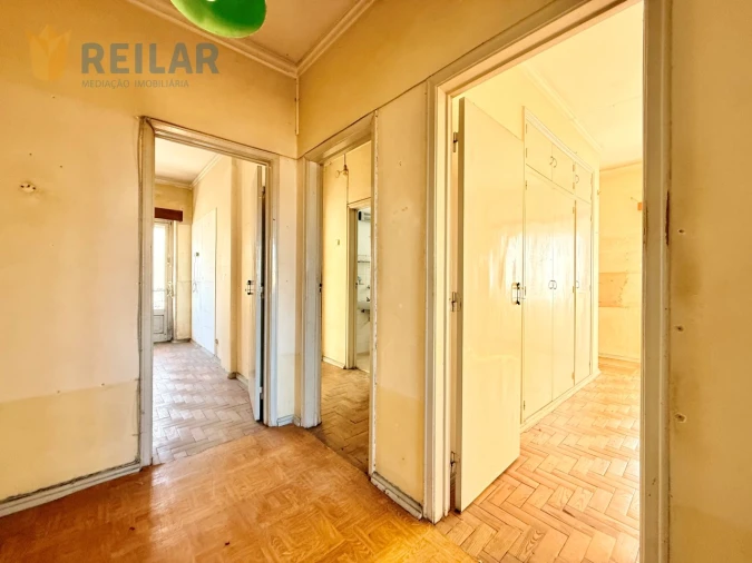 Apartamento T3 para Venda em Agualva e Mira-Sintra Foto 30