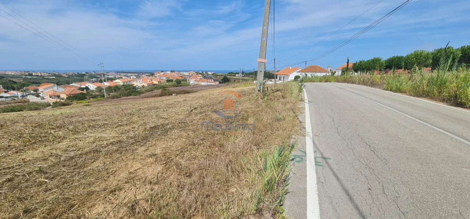 Terreno para Venda em A dos Cunhados e Maceira Foto 2