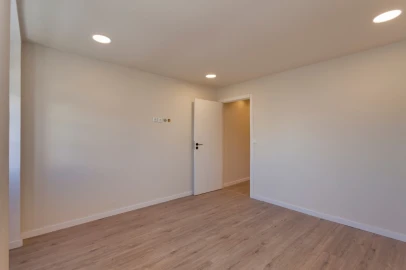 Apartamento T1 para Venda em Bonfim