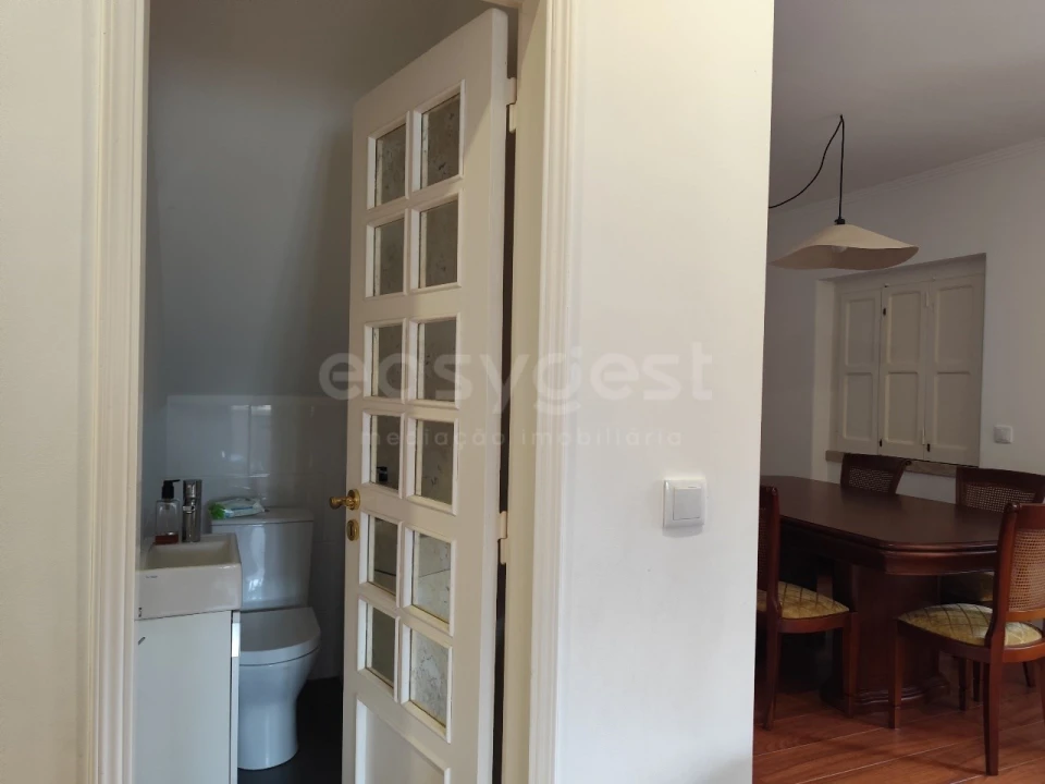 Moradia T2 para Arrendamento em Algueirão-Mem Martins Foto 11