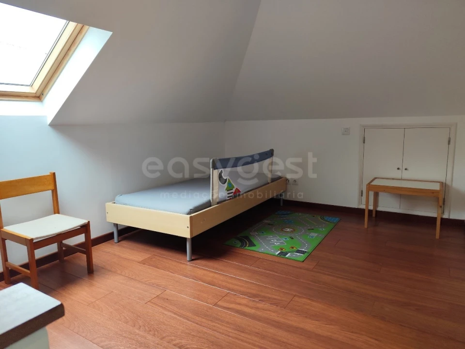 Moradia T2 para Arrendamento em Algueirão-Mem Martins Foto 13