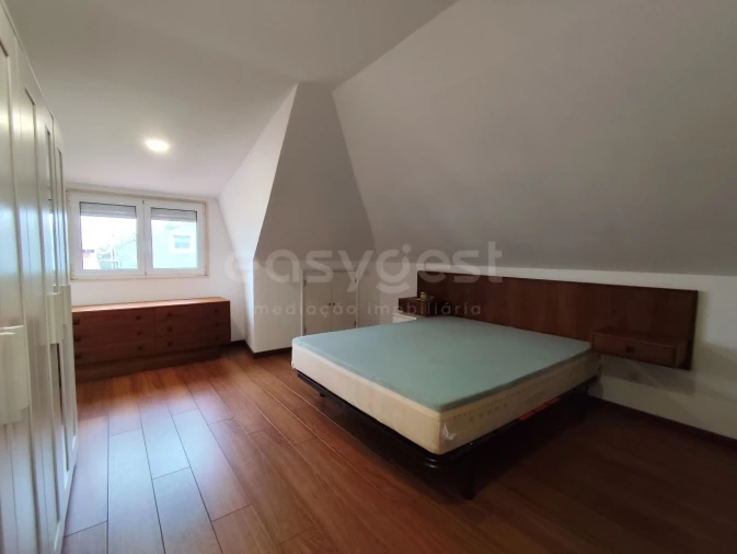 Moradia T2 para Arrendamento em Algueirão-Mem Martins Foto 15