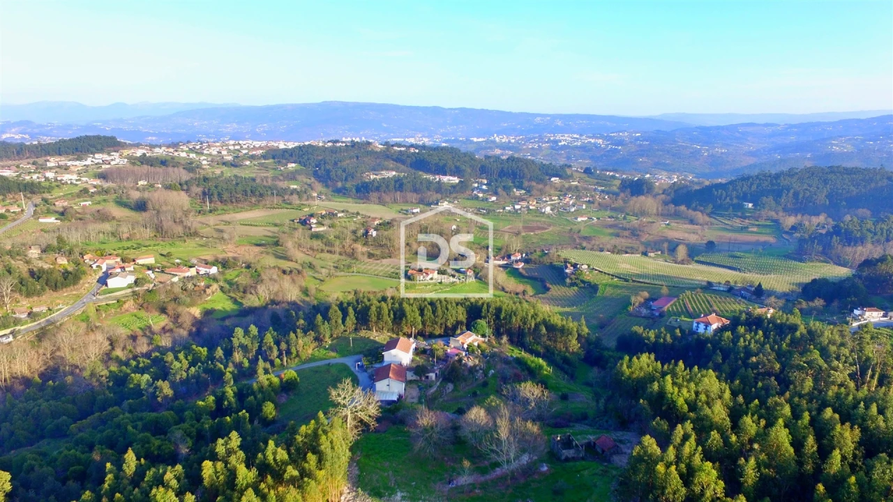 Terreno para Venda em Vila Boa de Quires e Maureles Foto 8