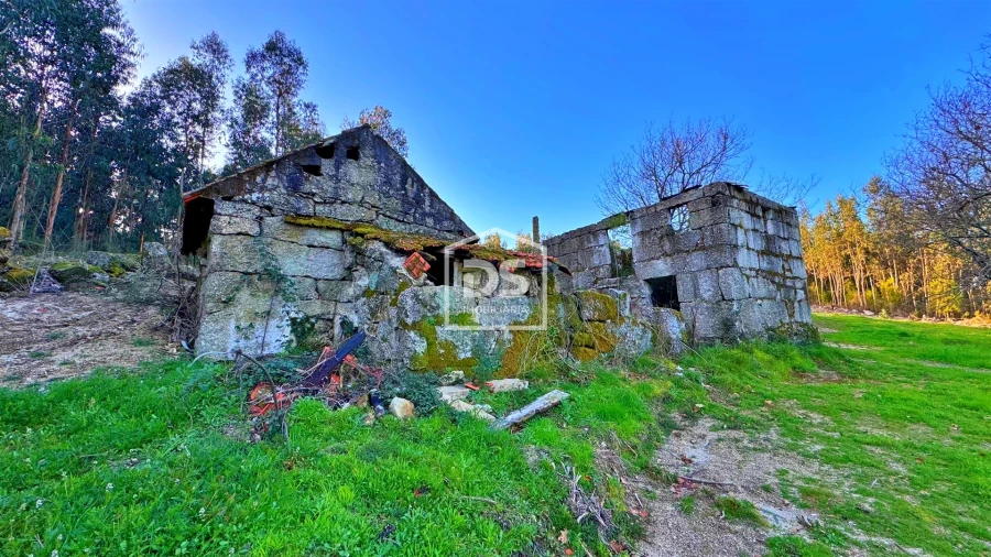 Terreno para Venda em Vila Boa de Quires e Maureles Foto 2
