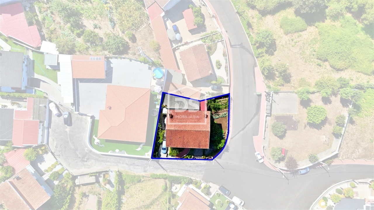 Moradia T5 para Venda em Vilar do Torno e Alentem Foto 3