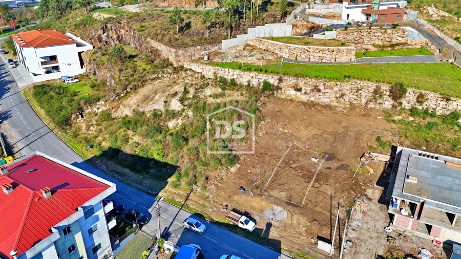 Terreno para Venda em Freamunde Foto 3