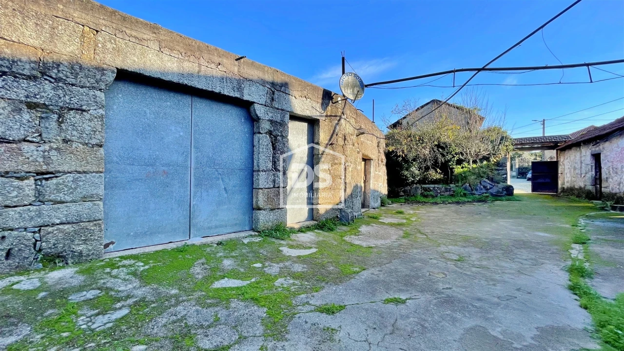 Moradia T3 para Venda em Sousela Foto 17