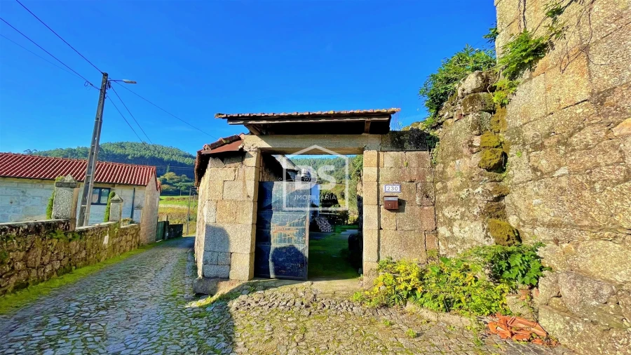 Moradia T3 para Venda em Sousela Foto 31