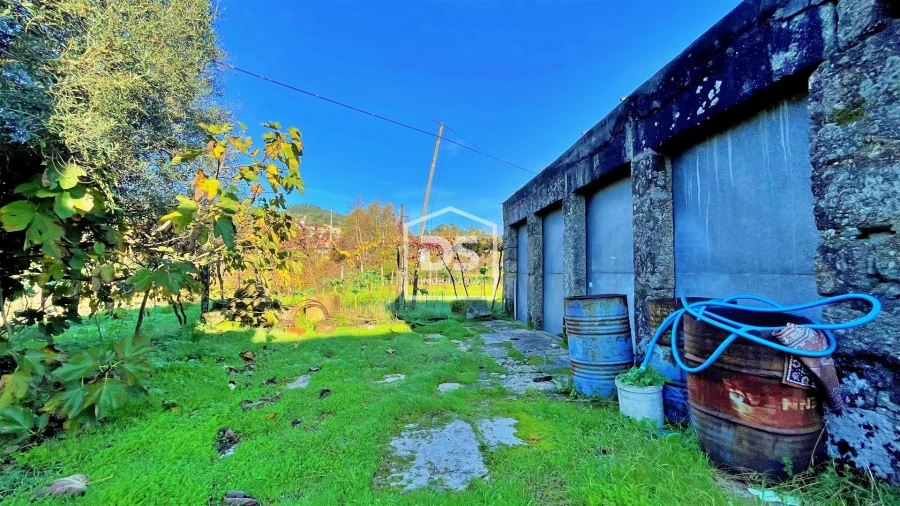 Moradia T3 para Venda em Sousela Foto 14