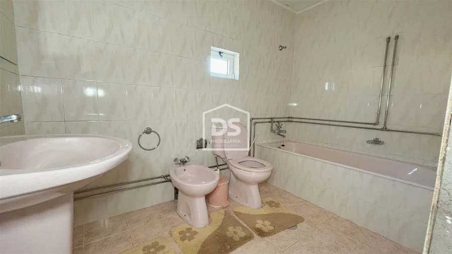 Moradia T3 para Venda em Vilar do Torno e Alentem Foto 27