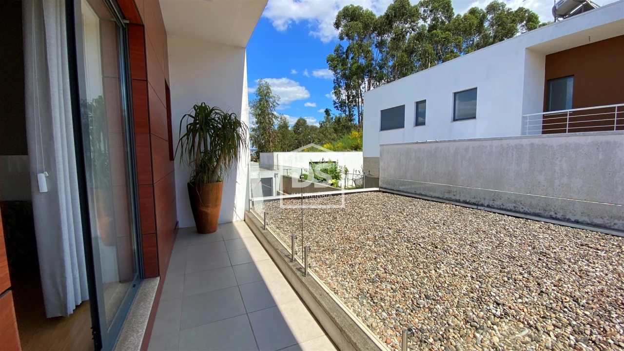 Moradia T3 para Venda em Cristelos, Boim e Ordem Foto 30