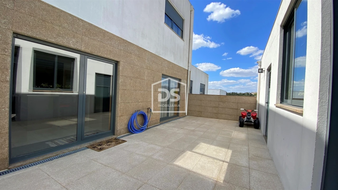 Moradia T3 para Venda em Cristelos, Boim e Ordem Foto 46