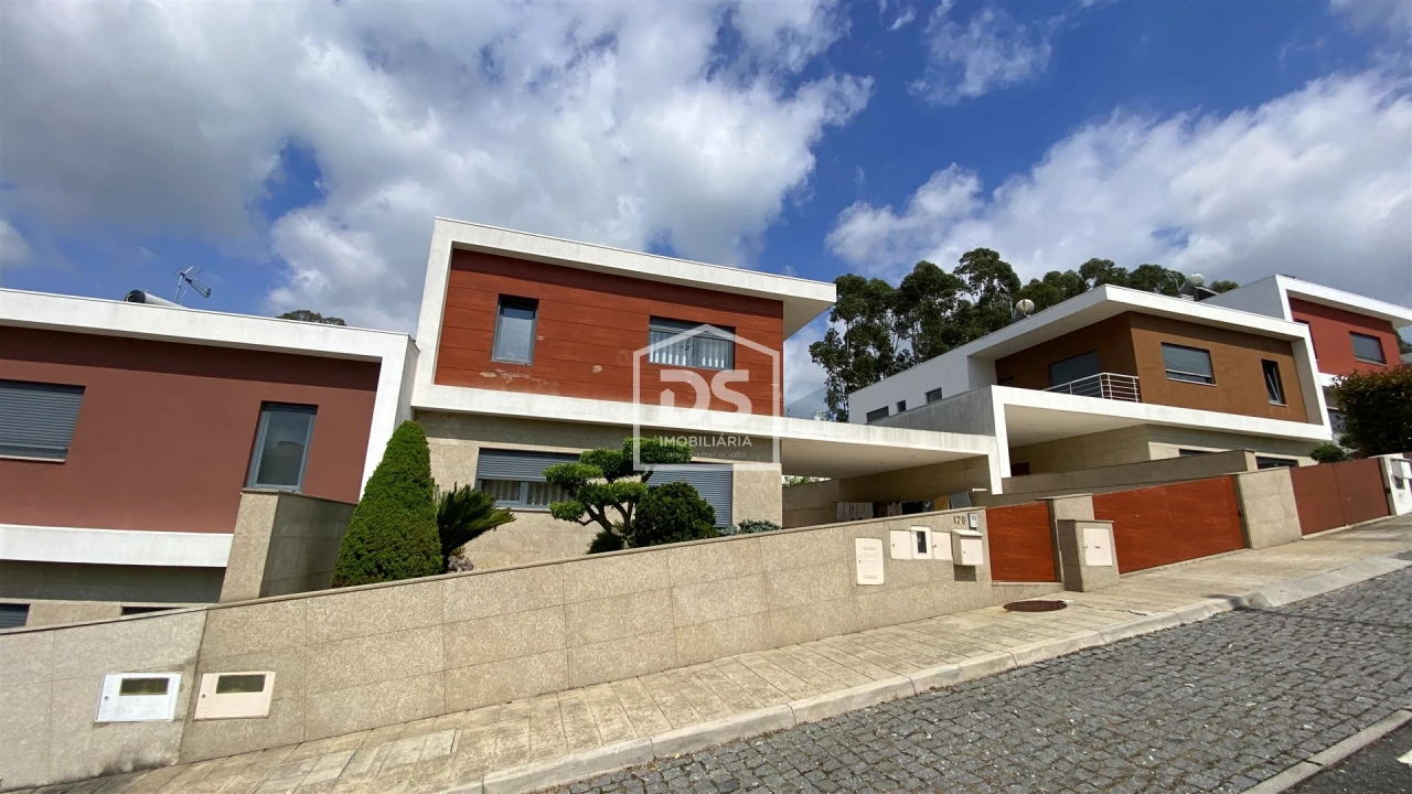 Moradia T3 para Venda em Cristelos, Boim e Ordem Foto 12