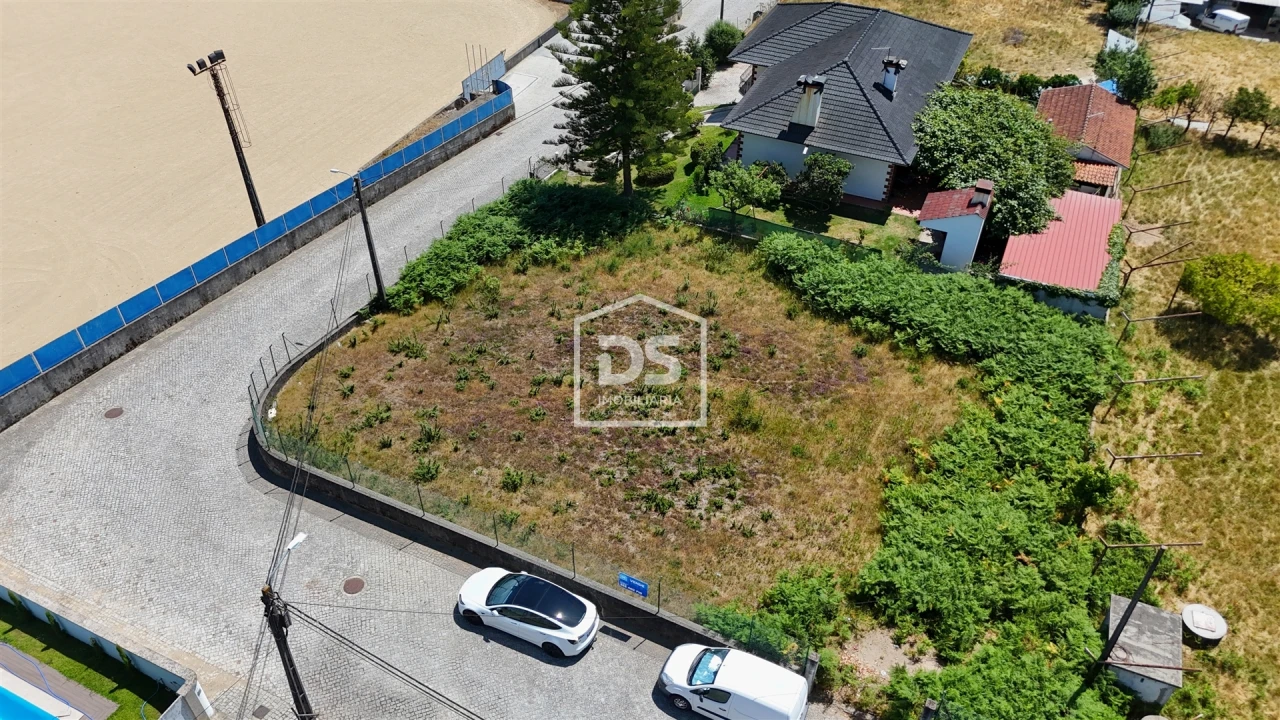 Terreno para Venda em Nespereira e Casais Foto 2