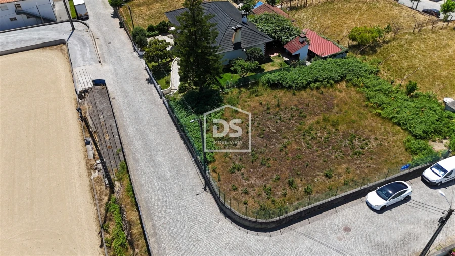 Terreno para Venda em Nespereira e Casais Foto 3