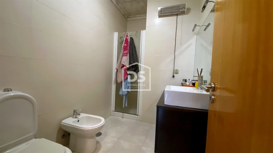 Apartamento T3 para Venda em Cristelos, Boim e Ordem Foto 26