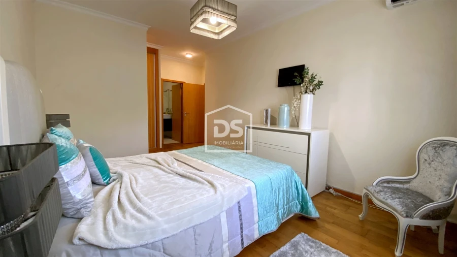 Apartamento T3 para Venda em Cristelos, Boim e Ordem Foto 30