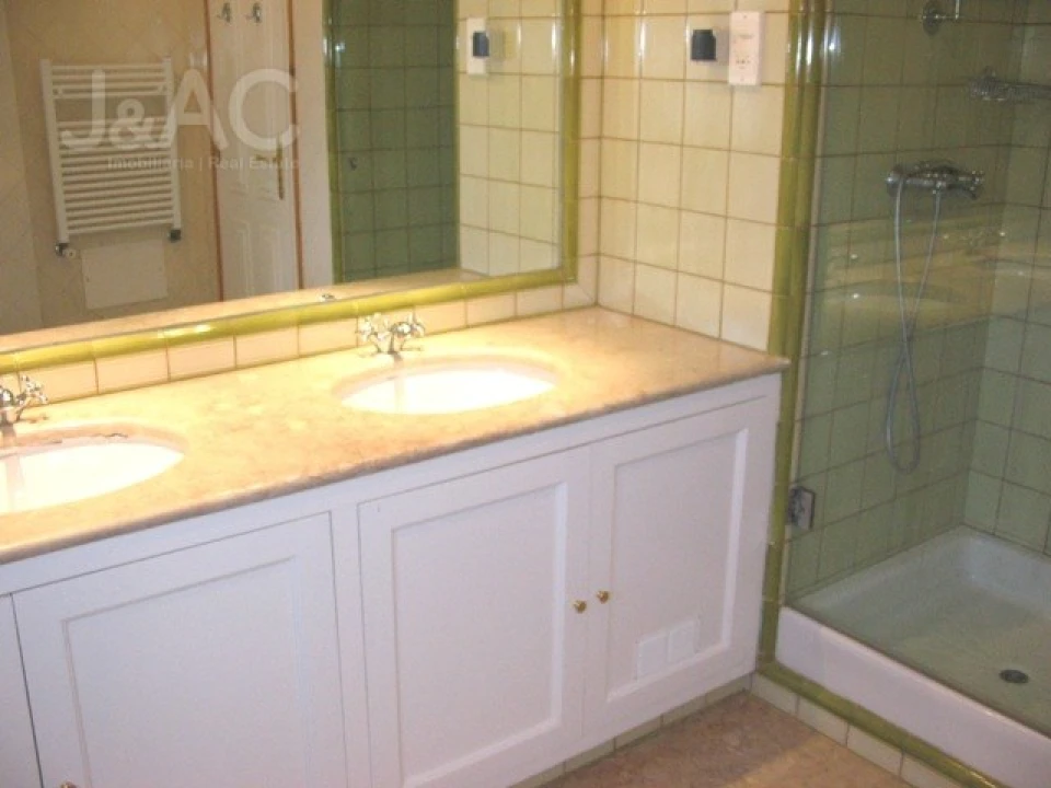 Moradia T6 para Arrendamento em Cascais e Estoril Foto 24