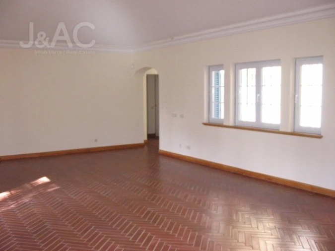 Moradia T6 para Arrendamento em Cascais e Estoril Foto 9