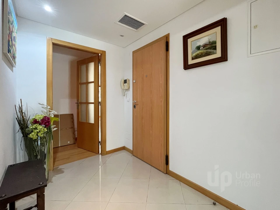 Apartamento T3 para Arrendamento em Carcavelos e Parede Foto 25