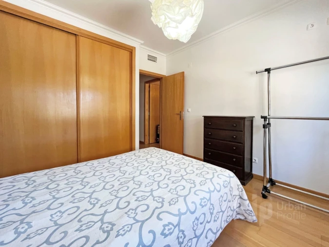 Apartamento T3 para Arrendamento em Carcavelos e Parede Foto 19