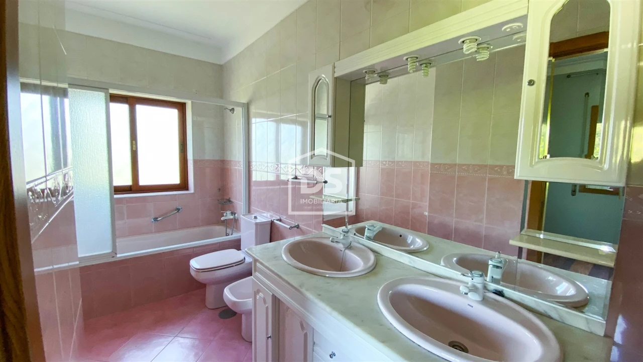 Quinta T9 para Venda em Penafiel Foto 22