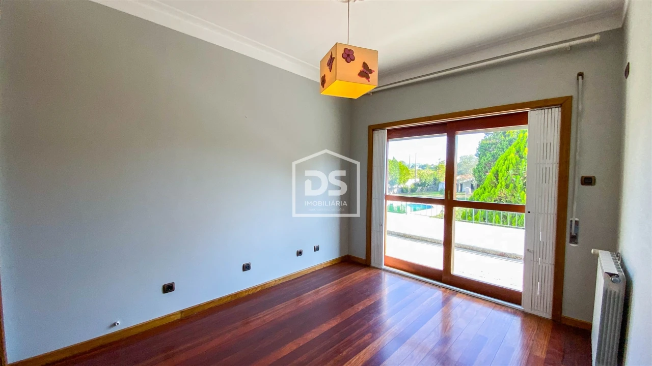 Quinta T9 para Venda em Penafiel Foto 29