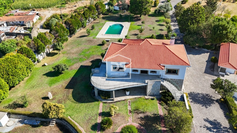 Quinta T9 para Venda em Penafiel