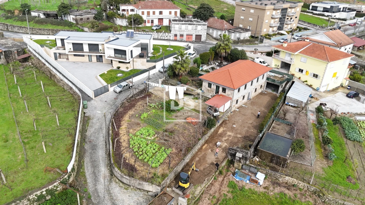 Moradia T5 para Venda em Sousela Foto 9