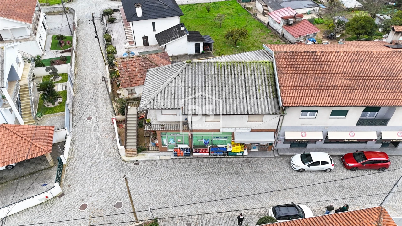 Loja para Trespasse em Nespereira e Casais Foto 1