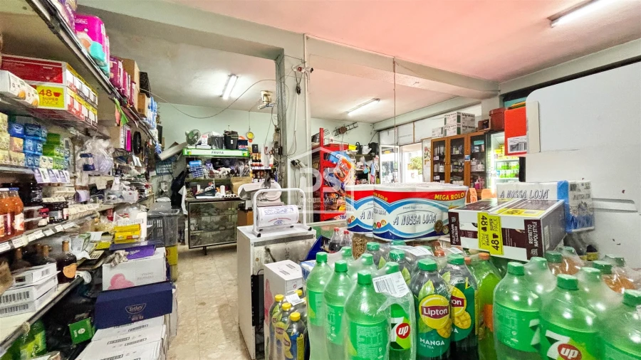 Loja para Trespasse em Nespereira e Casais Foto 11