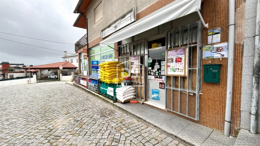 Loja para Trespasse em Nespereira e Casais Foto 15